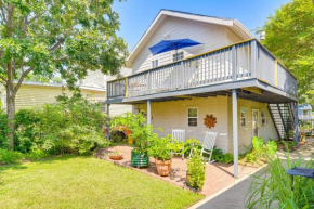 Cozy Galveston Apartment with Private Beach Pass!